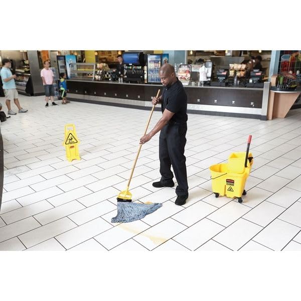 Rubbermaid Commercial 1924815 Maximizer Mop Head, Microfiber Blend, Medium, Green, for Commercial/Professional Cleaning/Mopping - Image 4